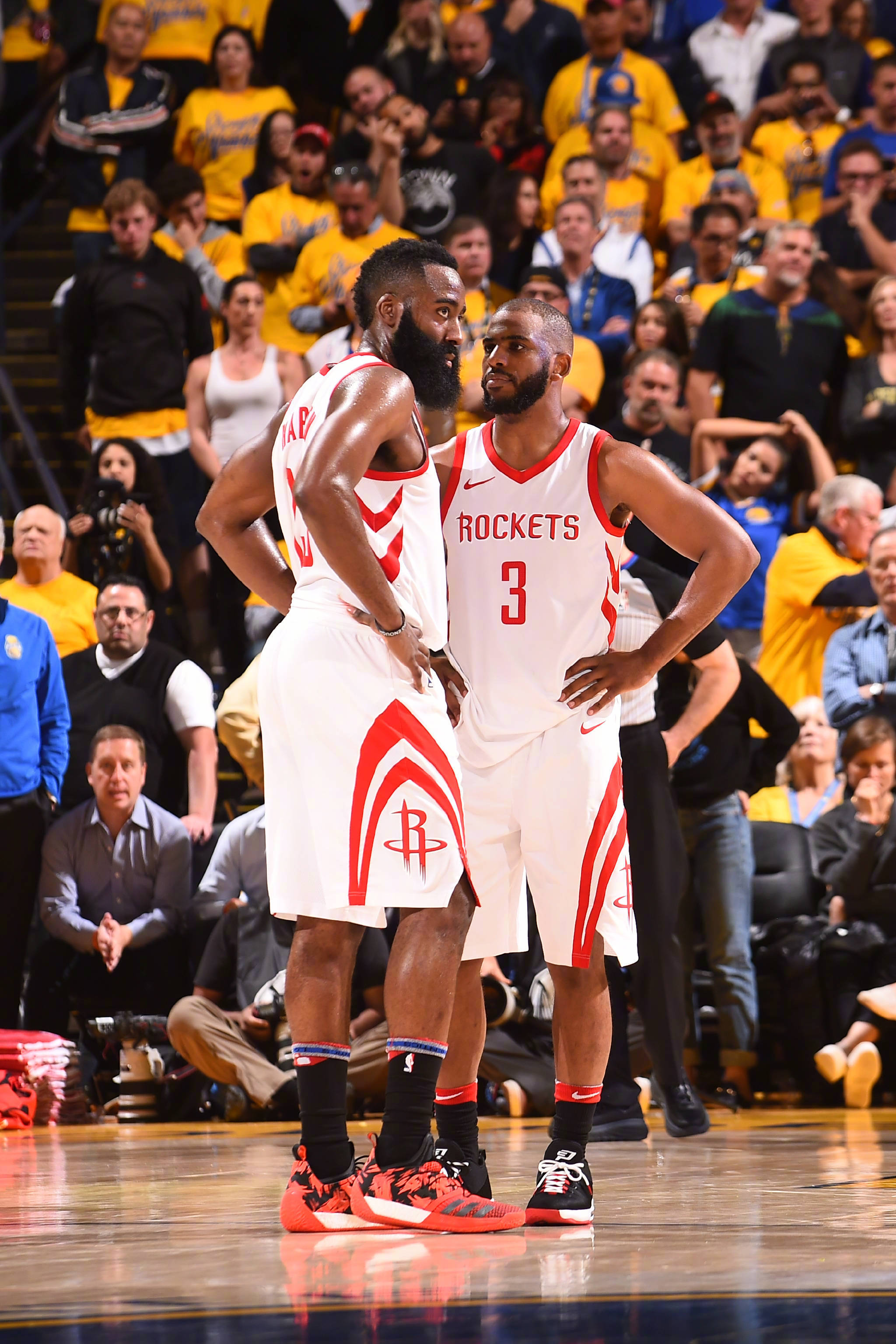 东契奇毫不 东契奇毫不